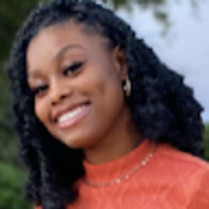 Meet your Posher, Alena